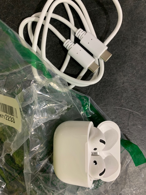 Photo 1 of Apple Airpods 4 (Renewed)