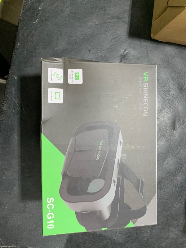 Photo 1 of Vornetil VR Headset, Black, Universal 4.7-7" Smartphone Compatible