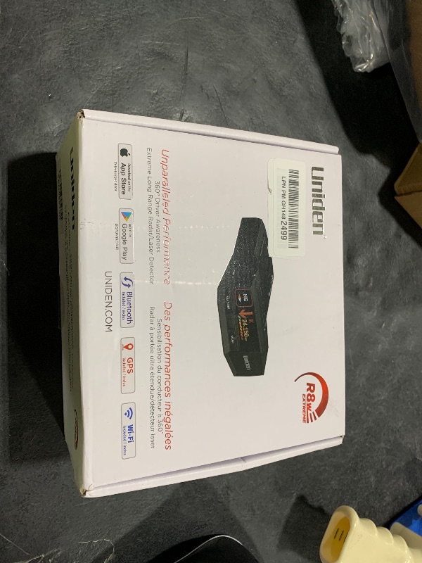 Photo 1 of Uniden R8W Radar/Laser Detector