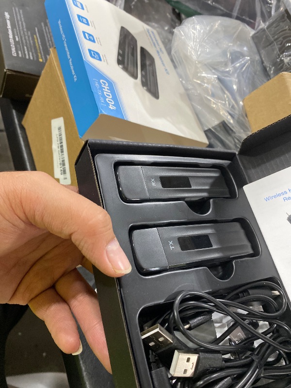 Photo 1 of Beyn Wireless HDMI Transmitter & Receiver - 4K, Plug and Play