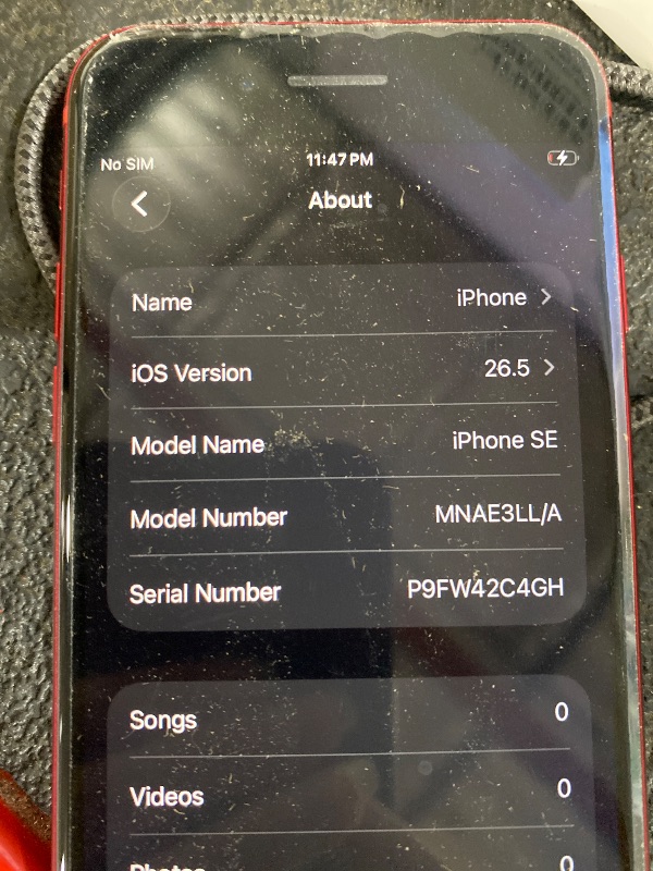 Photo 1 of Apple iPhone SE 3rd Gen 64GB Red Unlocked (Renewed)