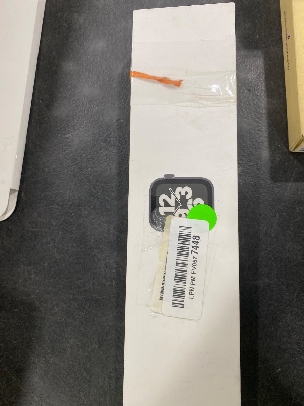 Photo 1 of Apple Watch SE (Gen 1) GPS 44mm Smartwatch