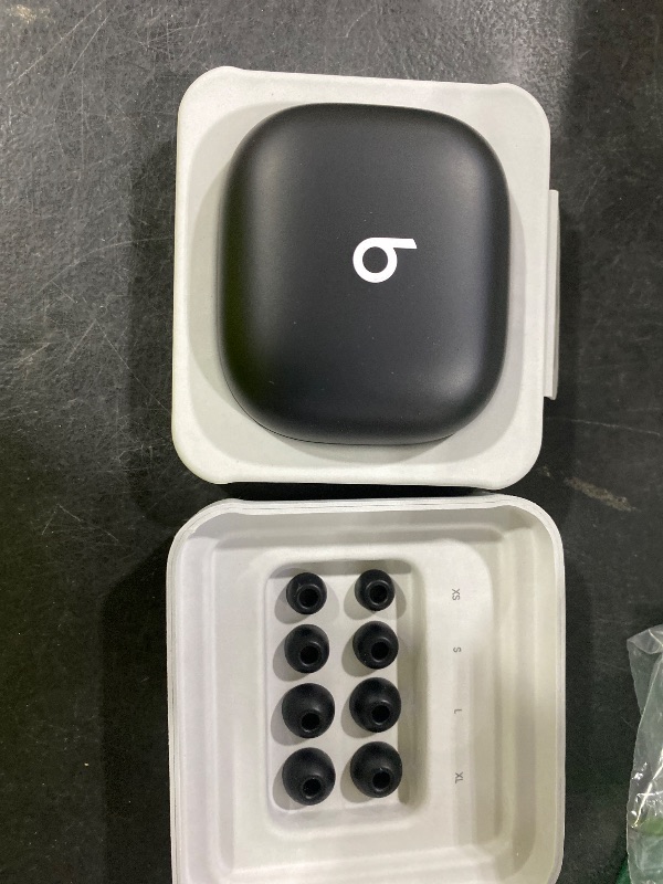 Photo 1 of Beats Powerbeats Pro 2 Wireless Earbuds