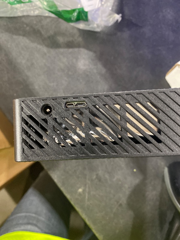 Photo 1 of Western Digital 4TB WD Red SA500 NAS SSD