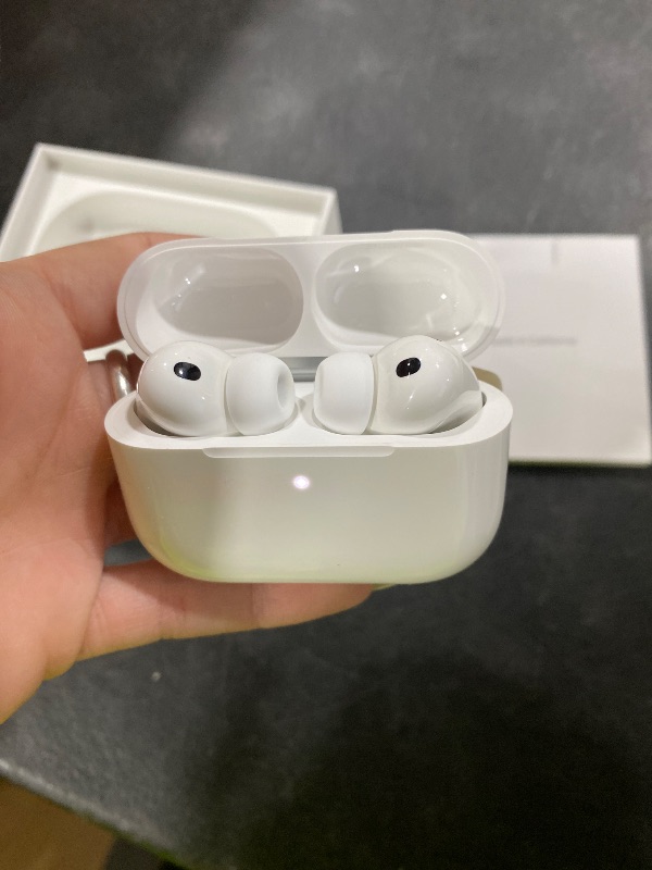 Photo 1 of Apple AirPods Pro 3 Wireless Earbuds