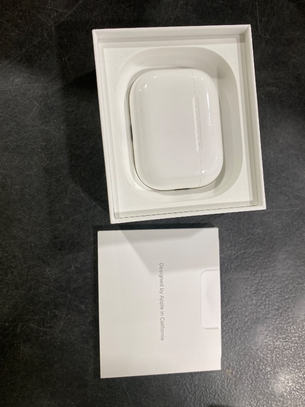 Photo 1 of Apple AirPods Pro 3 Wireless Earbuds