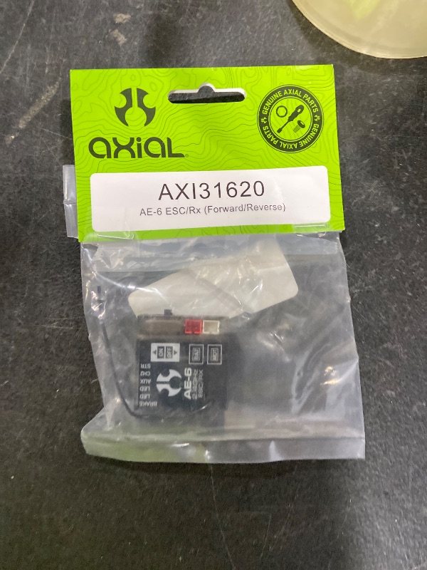 Photo 1 of Axial AE-6 ESC/Rx Forward/Reverse AXI31520 Speed Controller