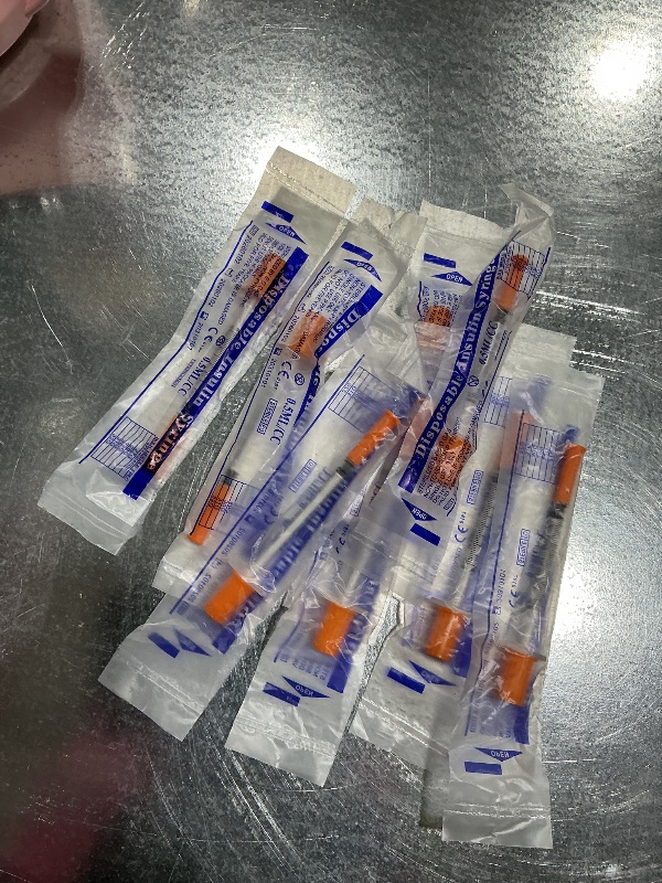 Photo 1 of 0.5ml Syringe with 31Ga 8mm Disposable Individually Wrapped, Pack for 30