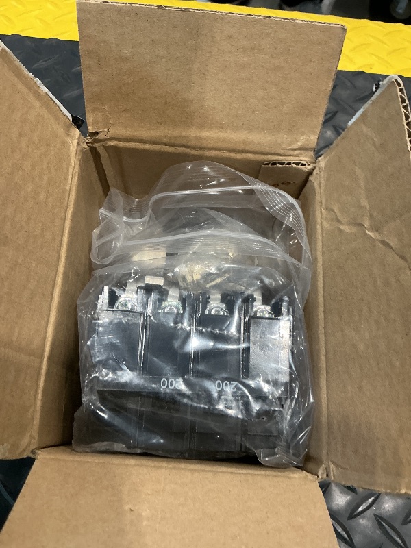 Photo 1 of #MBK200 200 Amp 2-Pole Main Breaker Conversion Kit, Compatible with Siemens EQ Load Centers, 120/240 VAC, Overload/Short-Circuit Protection, Replacement Part EQ9685