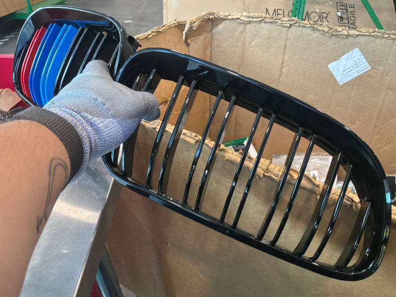 Photo 1 of [Left Panel has clips broken off] BILLDIO E92 Grille - Front Kidney Color Grill Compatible with 2010 2011 2012 2013 BMW E92 E93 LCI Coupe 320i 328i 335i,Double Slats 2Pcs