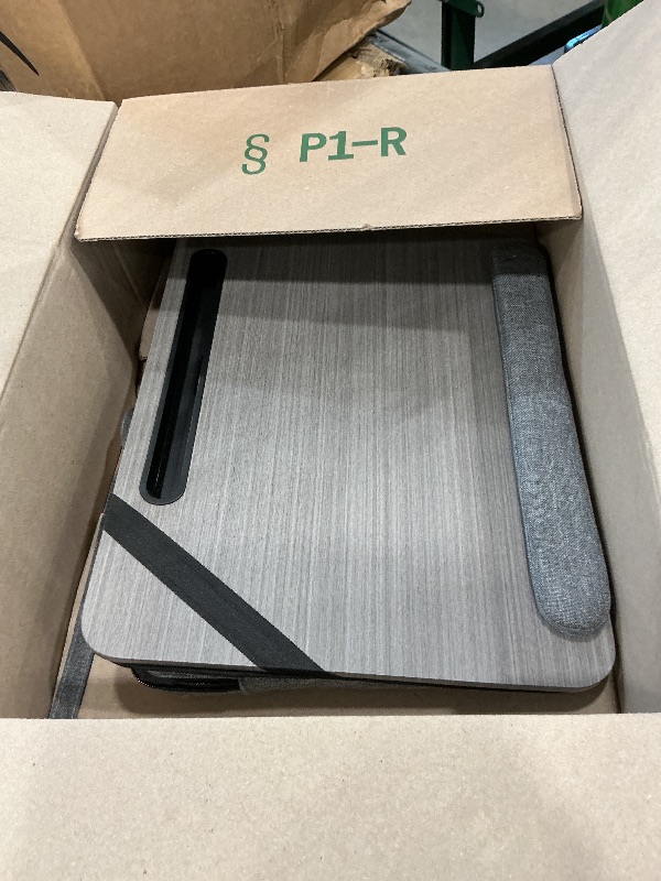 Photo 1 of [MINOR DAMAGE][Cut handle
] Cloudtrip Portable Lap Desk with Cushion and Storage Bag - 15.6 in Laptop Storage Home Office Workstation for Couch or Bed, Computer Laptop Stand