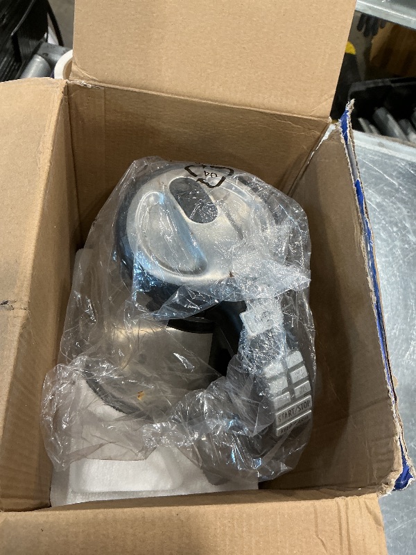 Photo 1 of **DIRTY**
Hamilton Beach 1.7L Electric Tea Kettle, Water Boiler & Heater, LED Indicator, Built-In Mesh Filter, Auto-Shutoff & Boil-Dry Protection, Cordless Serving, Variable Temp, Clear Glass (40941R)LPNO554636631