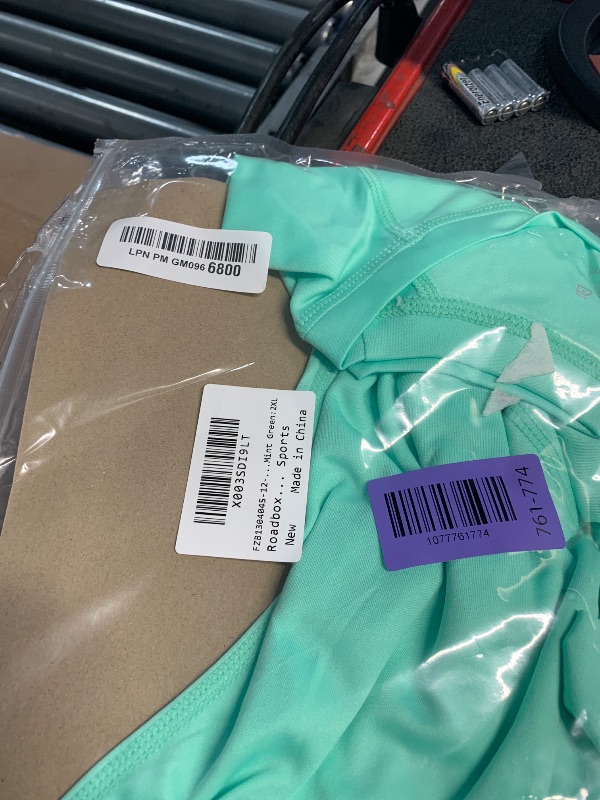 Photo 1 of ***missing 1***Roadbox Boys Rash Guard Swim Shirt UPF 50+ Long Sleeve Sun Protection Shirts, Kids UV Athletic Beach Quick Dry Rashguard