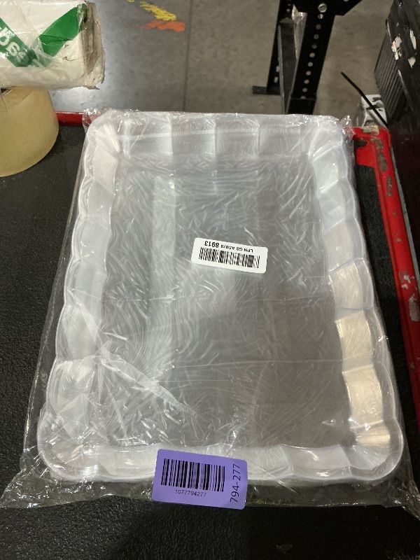 Photo 1 of ***SOME HAVE CRACKS IN IT***
6 Pack Clear Plastic Serving Trays for Party, 9 x 13 Inch - Heavy Duty Plastic Trays for Food - Rectangular Party Serving Trays and Platters - Clear Disposable Trays