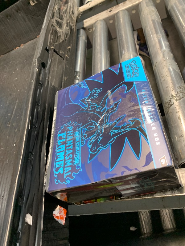 Photo 1 of ***SEE NOTES***
Pokémon TCG: Mega Evolution—Phantasmal Flames Elite Trainer Box