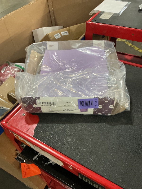 Photo 1 of ** may or may not come with all 50 **
Smead Fastener File Folders, Reinforced 1/3-Cut Tabs, 2 Fasteners, Letter Size, Lavender, 50 per Box (12440)