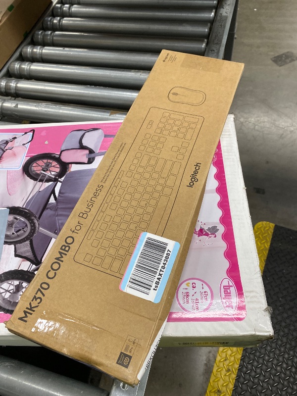 Photo 1 of ***USED-DAMAGED -SELLING AS PARTS ONLY *** Logitech MK370 Combo for Business, Wireless Full-Size Keyboard and Wireless Mouse, Secure Logi Bolt USB Receiver, Bluetooth, Globally Certified Windows/Mac/Chrome, Linux - Graphite