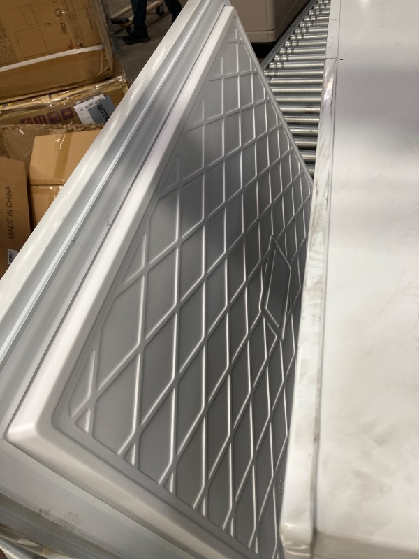 Photo 1 of ***PARTS ONLY****Large Chest Freezer, 10 Cu.Ft Commercial Deep Freezer with 8 Level Adjustable Temperature(-11.2°F to 10.4°F), Energy Saving Freezer with Removable Basket, Universal Wheels, White