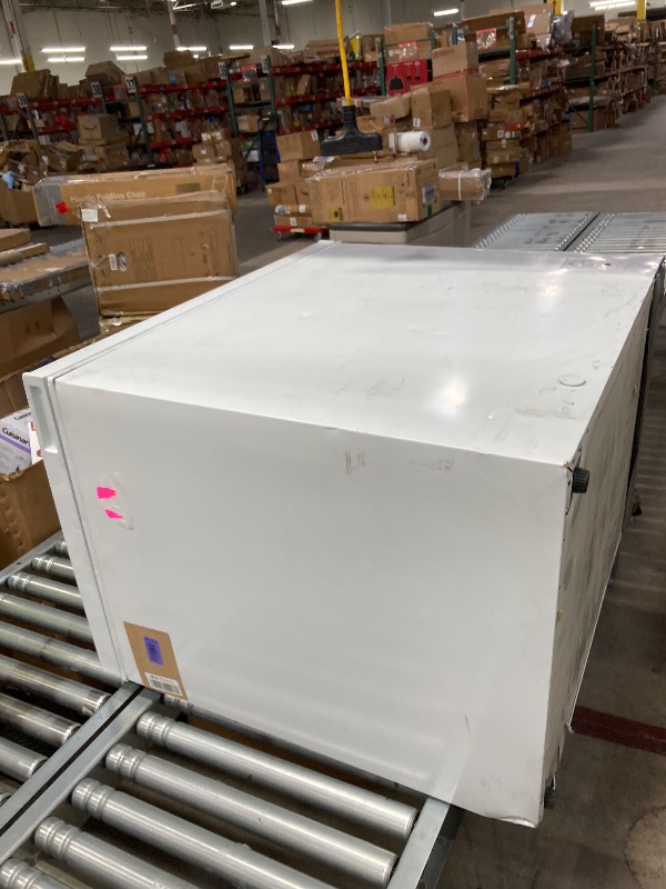 Photo 1 of ***PARTS ONLY****Large Chest Freezer, 10 Cu.Ft Commercial Deep Freezer with 8 Level Adjustable Temperature(-11.2°F to 10.4°F), Energy Saving Freezer with Removable Basket, Universal Wheels, White