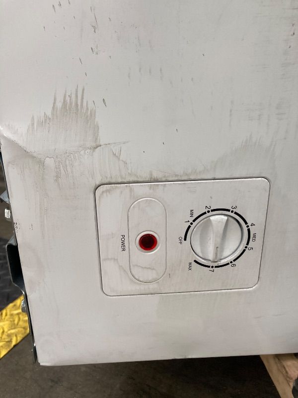 Photo 1 of ***PARTS ONLY****Large Chest Freezer, 10 Cu.Ft Commercial Deep Freezer with 8 Level Adjustable Temperature(-11.2°F to 10.4°F), Energy Saving Freezer with Removable Basket, Universal Wheels, White