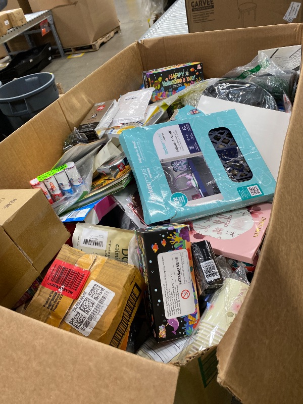 Photo 1 of ****No return. No refund****Nellis Variety Box: Medium | See Notes for Details