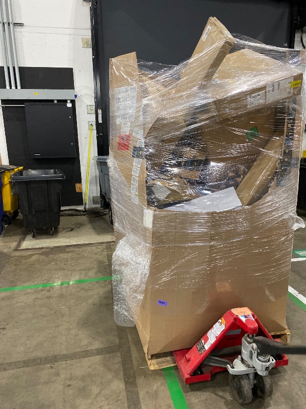 Photo 1 of ***NO RETURNS, NO REFUNDS***Nellis Variety Box: Pallet | See Notes for Details