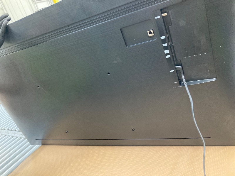 Photo 1 of ***NO RETORNO***Samsung 58-Inch Class Crystal UHD U8000F 4K Smart TV (2025 Model) Endless Free Content, Processor, MetalStream Design, Knox Security, Alexa Built-in