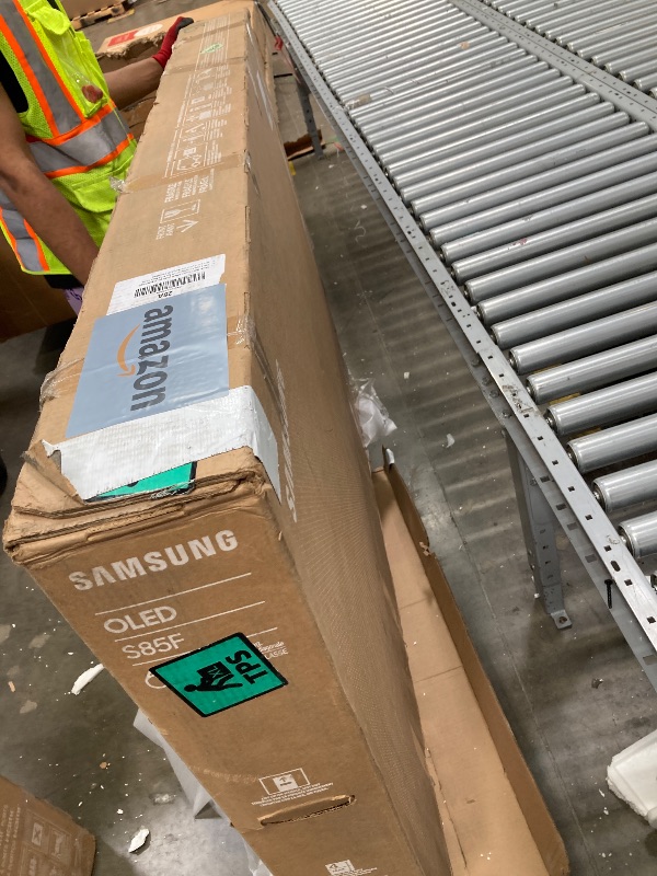 Photo 1 of *** NO RETORN**Samsung 65-Inch Class OLED 4K S85F Series, Vision AI Smart TV (2025 Model, 65S85F) Object Tracking Sound Lite w/Dolby Atmos, NQ4 AI Gen2 Processor, Contour Design, Color Booster Pro, Alexa Built-in
