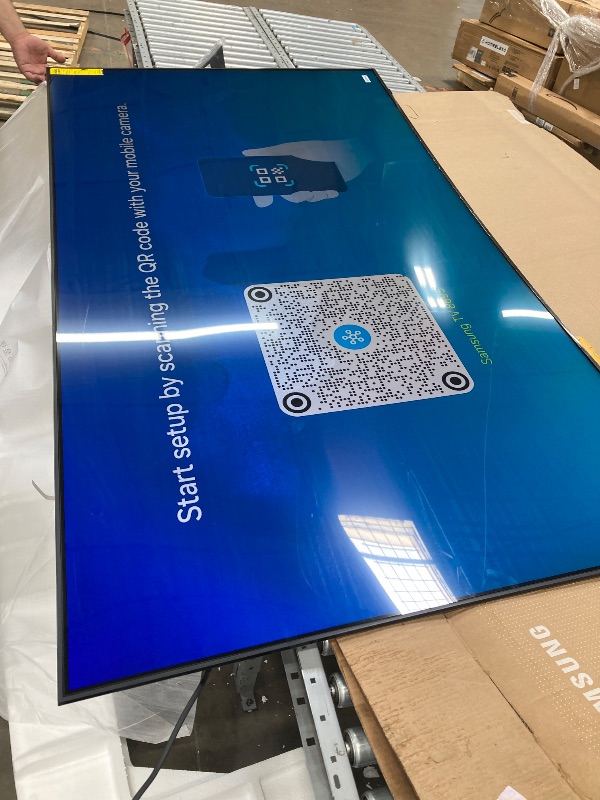 Photo 1 of ***NO RETORNO**Samsung 85-Inch Class Neo QLED QN70F 4K Mini LED Smart TV (2025 Model) NQ4 AI Gen2 Processor, Quantum Matrix Technology Slim, Motion Xcelerator 144Hz, Samsung Vision AI, Alexa Built-in