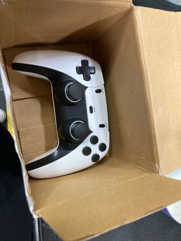 View 2 of 1 CONTROLLER ONLY --------- 2026New Retro Game Console,40000+Games and 23 Emulators, with Dual 2.4G Wireless Controllers, Plug and Play 4K HD HDMI TV Game Stick White