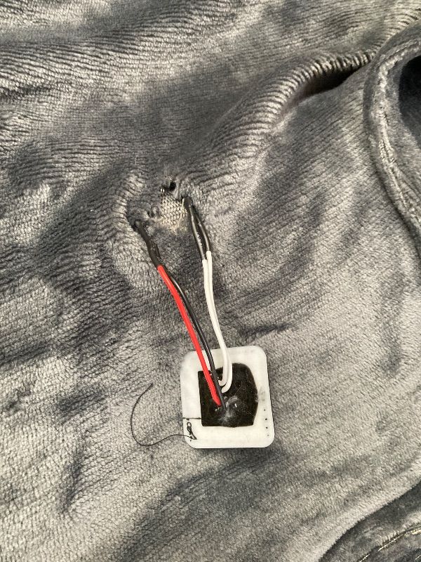 Photo 1 of **POWER BUTTON TORE OFF/NO BATTERY***HychYAYA Cordless Portable Heated Blanket Battery Operated, 20000mAh Battery Rechargeable Heated Blanket with 3 Heating Levels, 70"x40" USB Wearable Electric Blankets for Camping, Home, Office, Car.