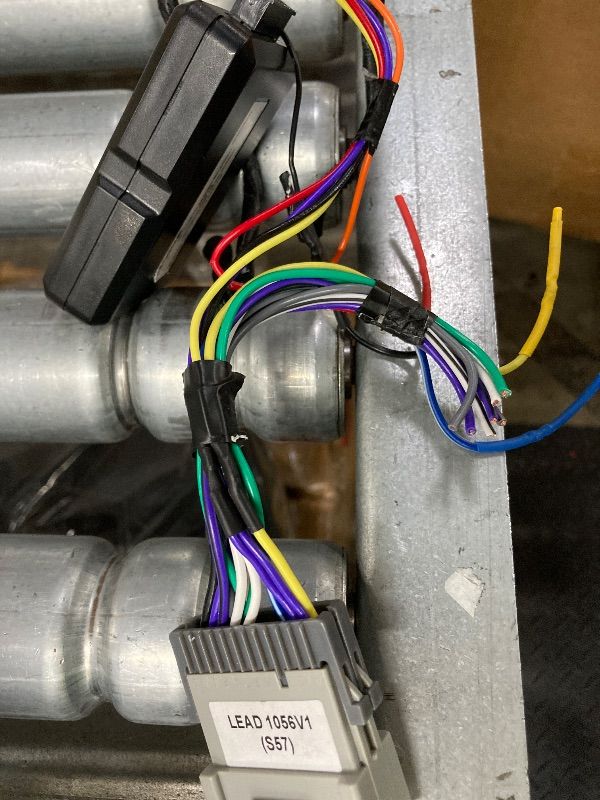 Photo 1 of ***MISSING PARTS***Scosche FD5000SWF Factory Stereo Replacement Interface Adapter, Compatible with Select 2005-2014 Ford/Lincoln/Mercury Vehicles, Car Radio Wiring Harne