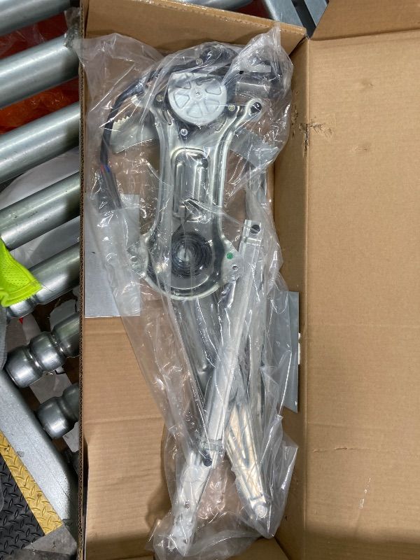 Photo 1 of ***ONLY ONE****SCITOO Power Window Regulator and Motor fit for 1994 1995 1996 1997 1998 1999 2000 2001 2002 2003 2004 for Ford for for Mustang Front Left and Front Right Side 741-126