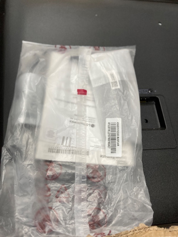 Photo 1 of **** no returns no refund ***LG 43 Inch Class UQ7070 ZUD Series LED 4K UHD Smart webOS 22 TV*** no returns no refund