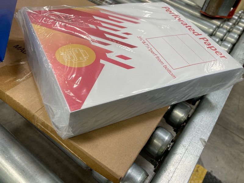 Photo 1 of ***FACTORY SEALED***LINGLONG Premium Perforated Paper 8.5 x 11" 3 Part Perf White 8.5 X 3-2/3" Cardstock 21lb 500 Sheets US Letter paper for Statements, Invoices (3 Part Perf White (8.5 X 3-2/3"), 500 Sheets)***FACTORY SEALED***