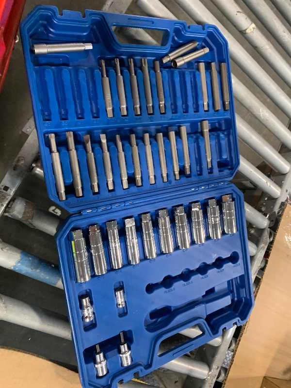 Photo 1 of ****MISSING PARTS**** ZOMIYU 50PCS Strut Nut Socket Set Shock Absorber Socket Suspension Strut Top Mount Nut Removal Tool Suspension Strut Spreader Tool with Ratchet Adaptors