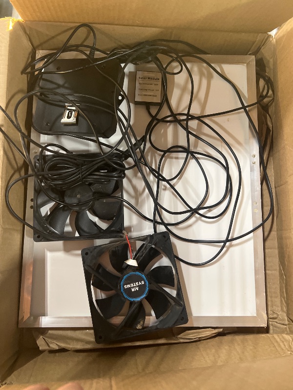 Photo 1 of *** USED *** Pet Deluxe 25W Solar Fan with Battery