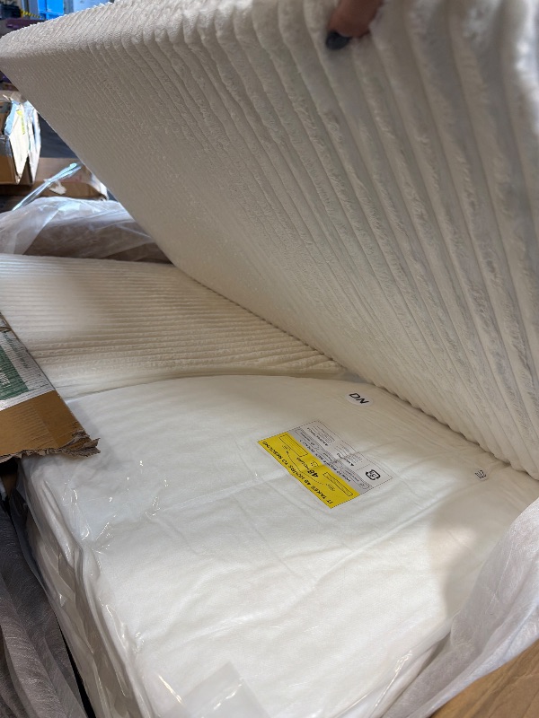 Photo 1 of **** SIMILAR ITEM****MISSING PARTS**** Cloud Couch Modular Sectional Sofa for Living Room,Modern Sofa with Deep Seat?L-Shape Boneless Couch with Ottoman,Comfy Upholstered Corduroy Couches for Apartment, Studio, Office,Bedroom?White