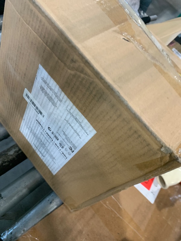 Photo 1 of [SOLD FOR PARTS] [NON FUNCTIONAL] Amazon Basics 8-Sheet Cross-Cut Paper Shredder