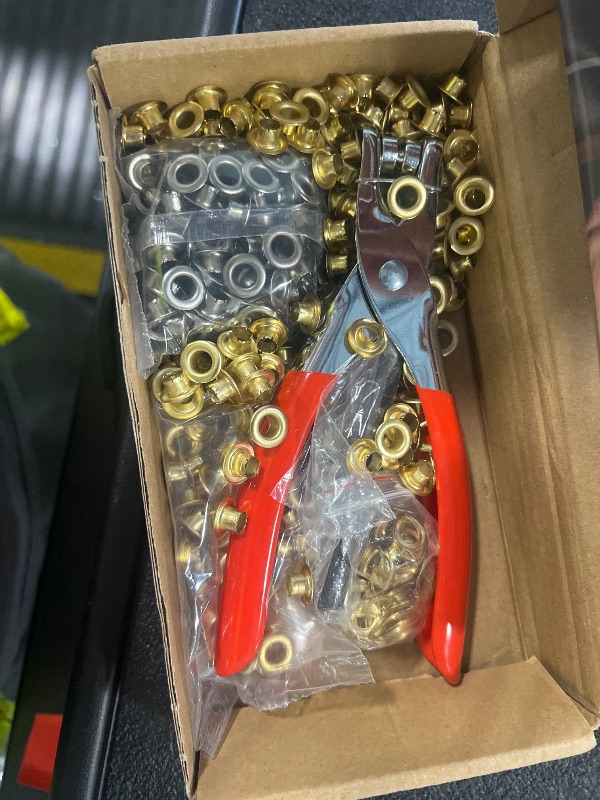 Photo 1 of *** possible missing pieces ***803Pcs Grommet Eyelet Pliers Kit, 1/4 Inch Grommet Tool Kit with 800 Metal Eyelets, Grommet Hand Press kit for Leather Crafts(Inside Dia: 6.4mm/Outer Dia: 12mm (A.I.S.)/Flange Width: ~3mm)