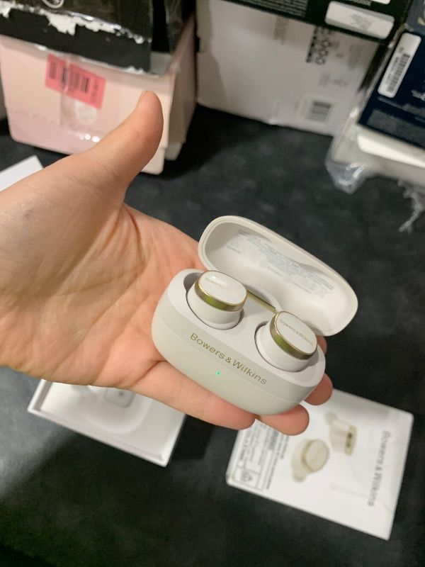Photo 4 of Bowers & Wilkins Pi8 True Wireless Earbuds