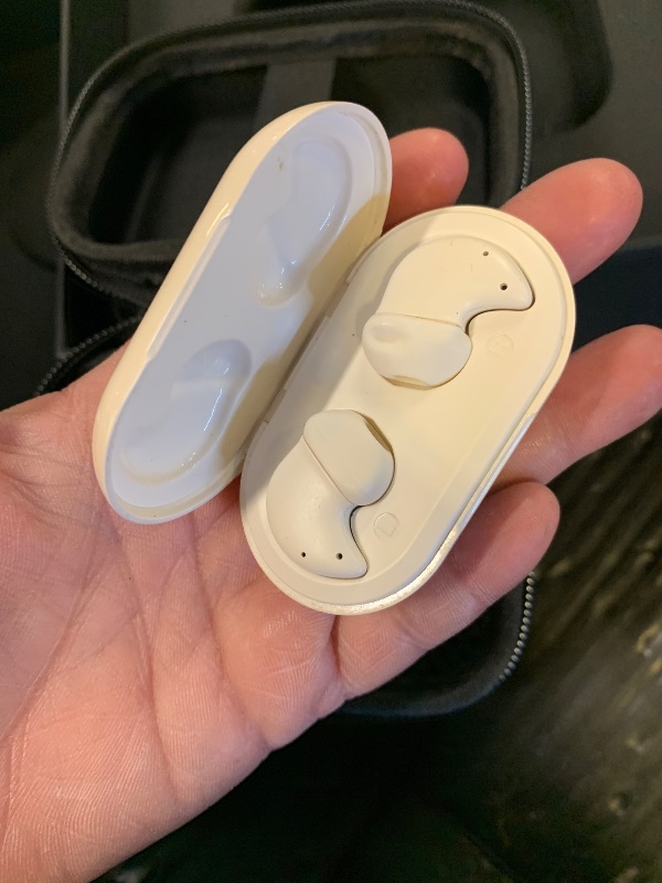 Photo 1 of Essonio H8 Sleep Earbuds