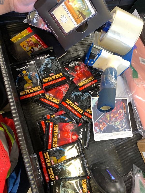 Photo 1 of Magic: The Gathering Marvel Super Heroes Draft Night Set