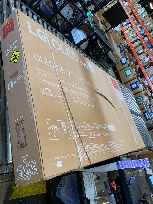 Photo 1 of LG 77" C5 OLED evo 4K UHD Smart webOS TV (2025) Bundle with CPS Exclusive 26 Month Protection, 2X HDMI Cable, Wall Mount, 6-Outlet Surge Adapter & Deco Gear Complete Home Theater Beginner's Guidebook