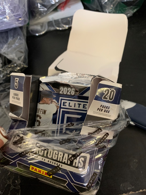 Photo 1 of 2026 Panini Donruss Elite Baseball Hobby Box 20 Packs, 2 Autographs, 20 Parallels