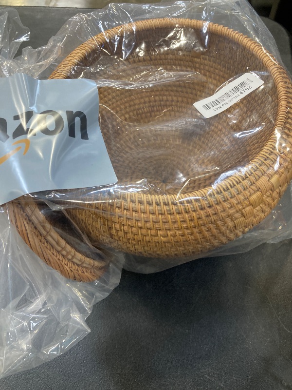 Photo 1 of Basket Storage Rattan Woven Baskets with Lid Round Wicker Fruit Boxes Decorative Tray Lids Sundries Mini Snack Bread Organizer (11)