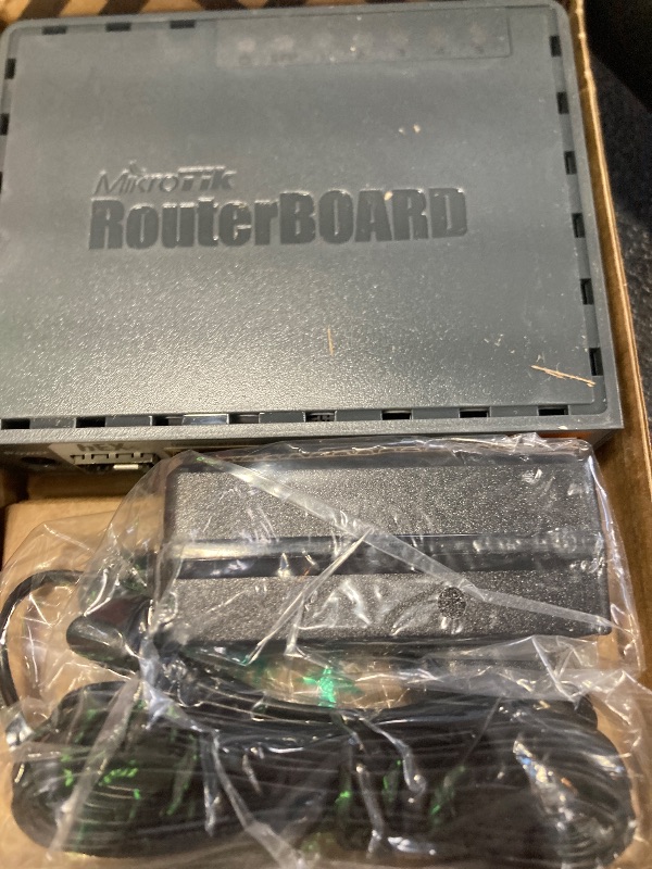 Photo 1 of Mikrotik hEX S RB760iGS Router 5X Gigabit Ethernet, SFP, Dual Core 880MHz CPU