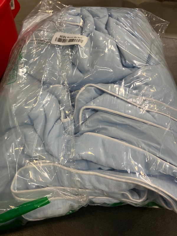 Photo 1 of Amélie Home Cooling Comforter King Size, Dual-Sided Lightweight Cooling Blanket for Hot Sleepers, Q-Max 0.43 Breathable Cooling Quilt for Night Sweats, 106" x 90", Heather Ice Blue
