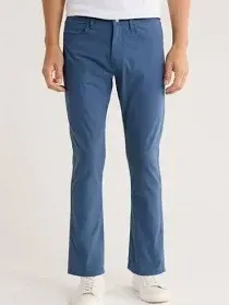 Photo 1 of SIZE 33 X 30 Lucky Brand 410 athletic straight Yale jeans
