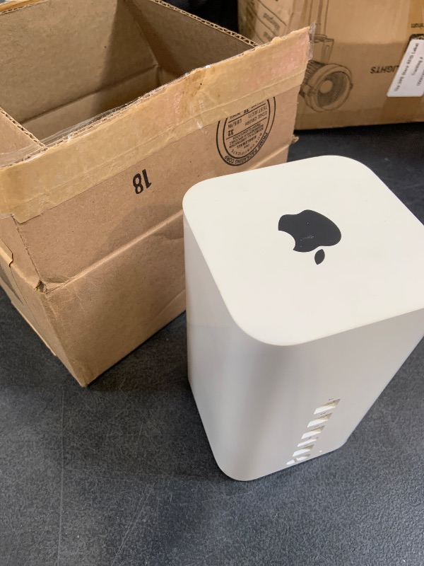 Photo 1 of Apple ME177LL/A Time Capsule 2TB (Refurbished), White